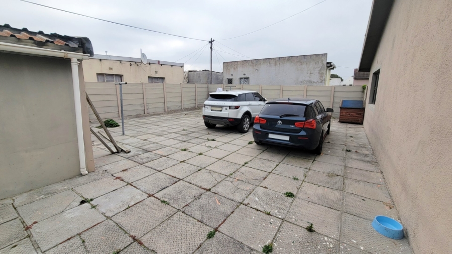 3 Bedroom Property for Sale in Mandalay Western Cape